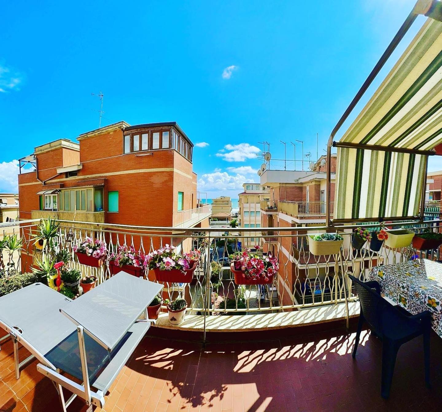 Appartamento Penthouse Salus Sea View Terrace Lido di Ostia Esterno foto