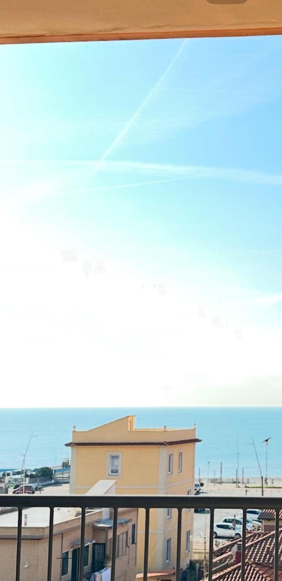 Appartamento Penthouse Salus Sea View Terrace Lido di Ostia Esterno foto