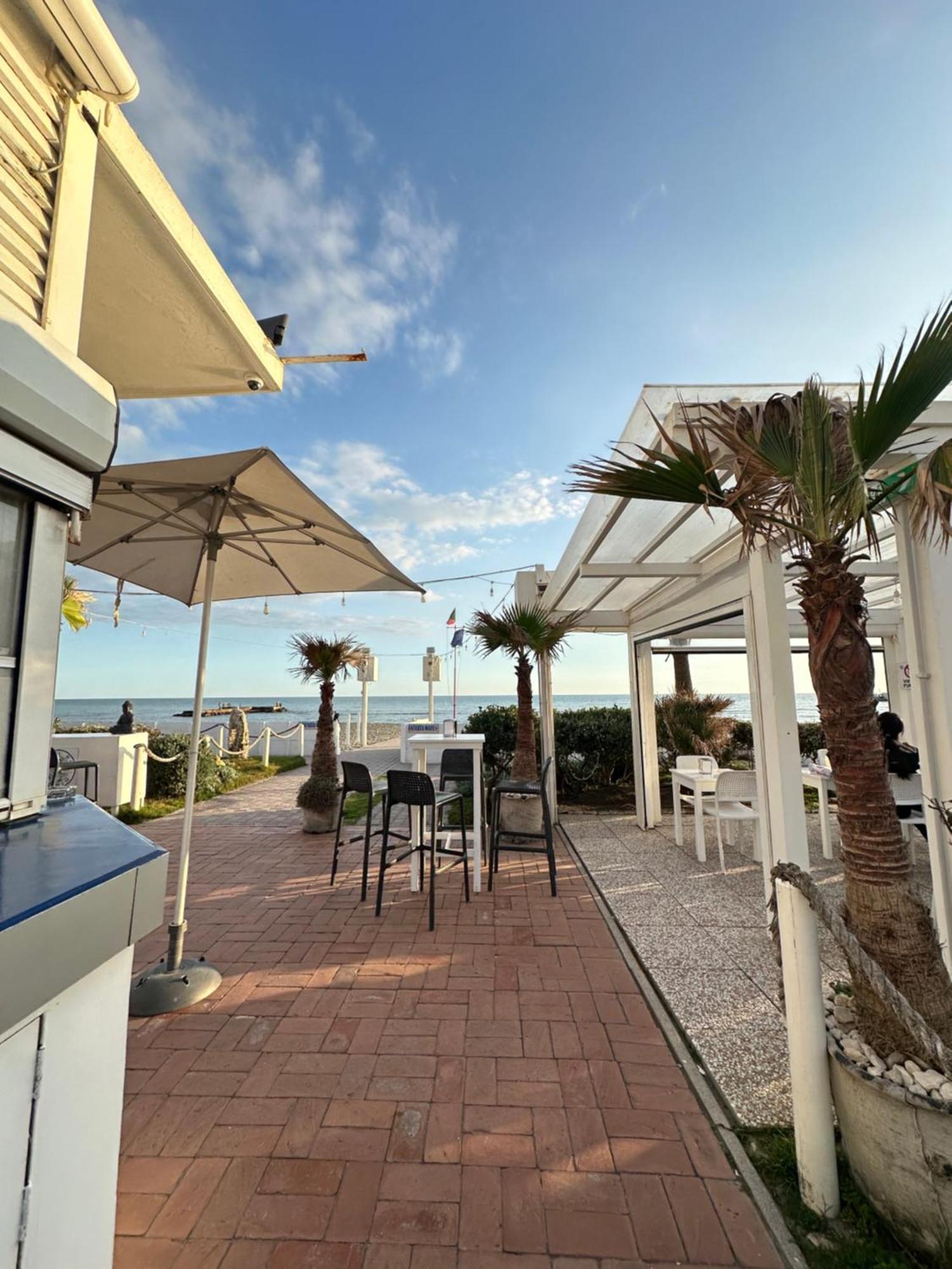 Appartamento Penthouse Salus Sea View Terrace Lido di Ostia Esterno foto